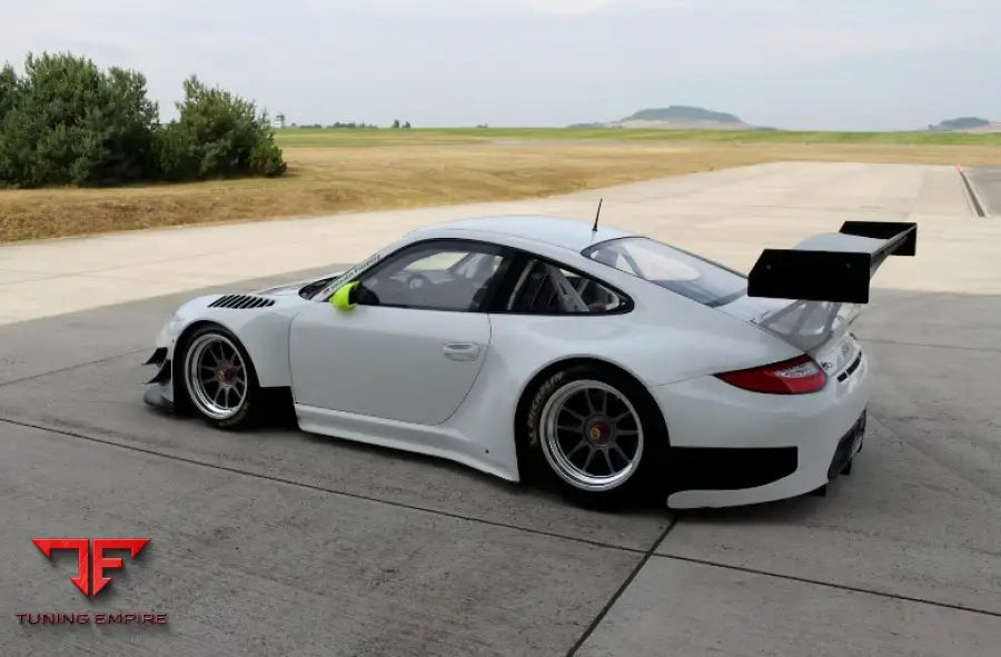 PORSCHE 997 GT3R CARBON FIBER BODY KIT