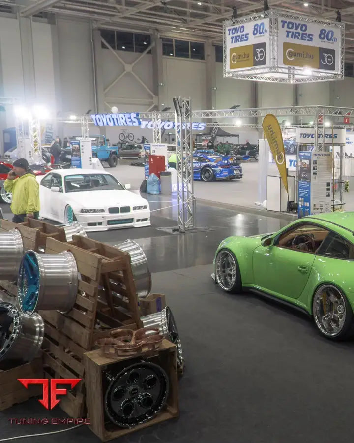 PORSCHE BODY KIT AND FORGED WHEELS-10