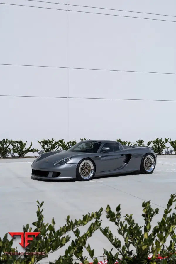 PORSCHE CARRERA GT FORGED WHEELS AND EXHAUST SYSTEM