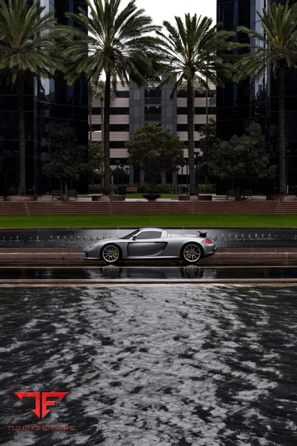 PORSCHE CARRERA GT FORGED WHEELS AND EXHAUST SYSTEM