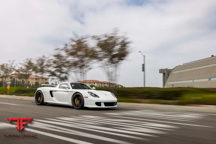 PORSCHE CARRERA GT FORGED WHEELS AND EXHAUST SYSTEM