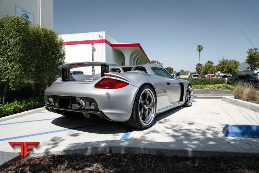 PORSCHE CARRERA GT FORGED WHEELS AND EXHAUST SYSTEM