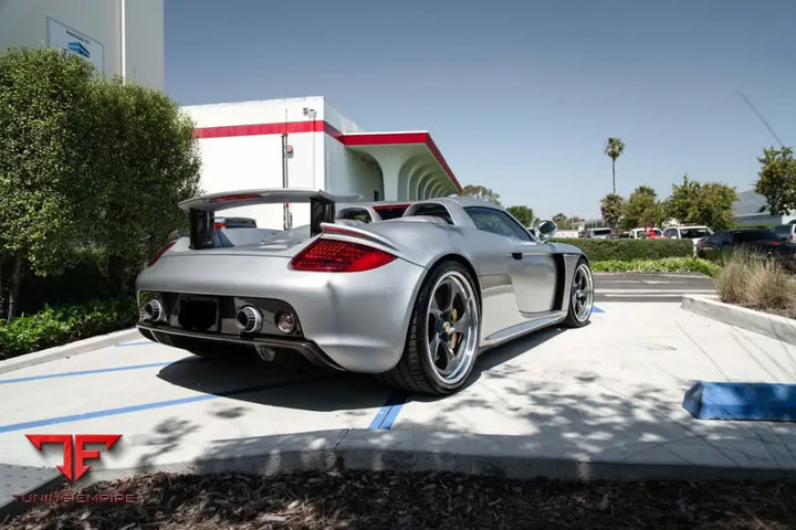PORSCHE CARRERA GT FORGED WHEELS AND EXHAUST SYSTEM