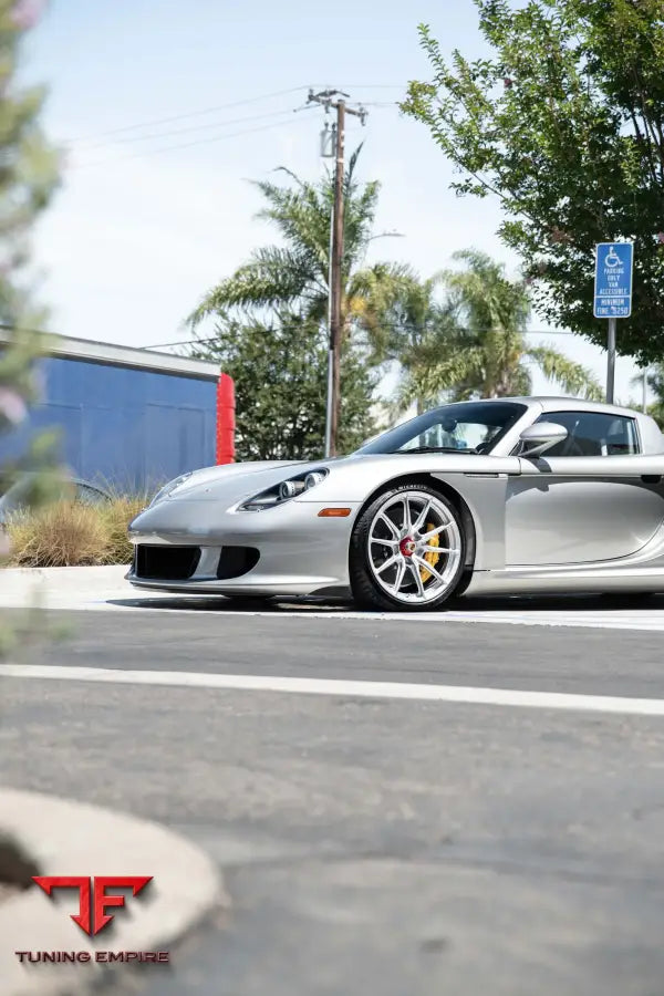 PORSCHE CARRERA GT FORGED WHEELS AND EXHAUST SYSTEM