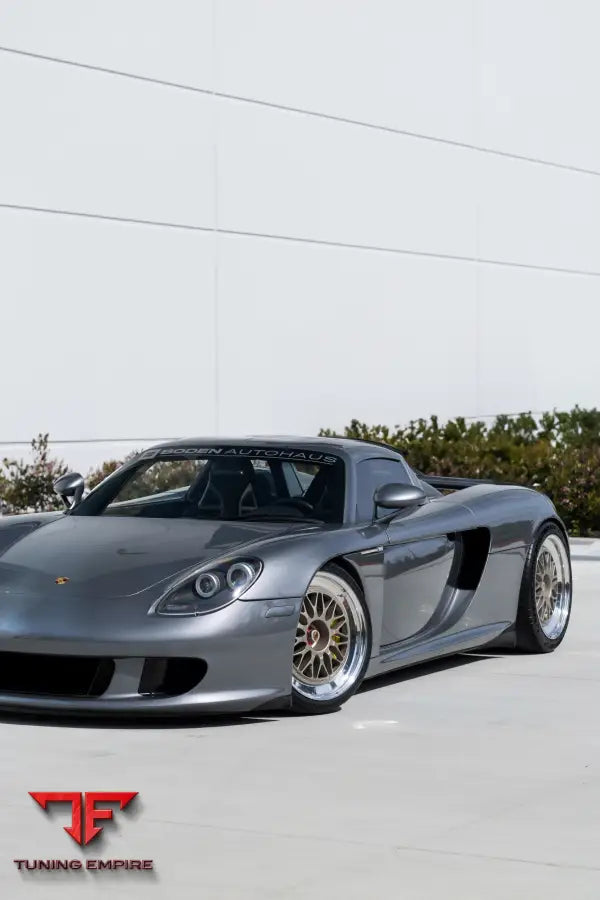 PORSCHE CARRERA GT FORGED WHEELS AND EXHAUST SYSTEM