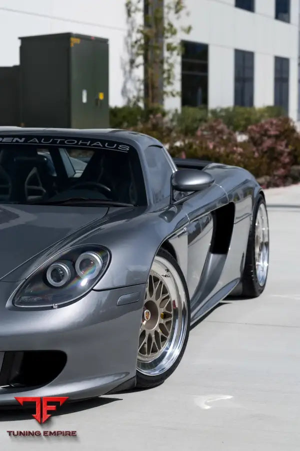 PORSCHE CARRERA GT FORGED WHEELS AND EXHAUST SYSTEM