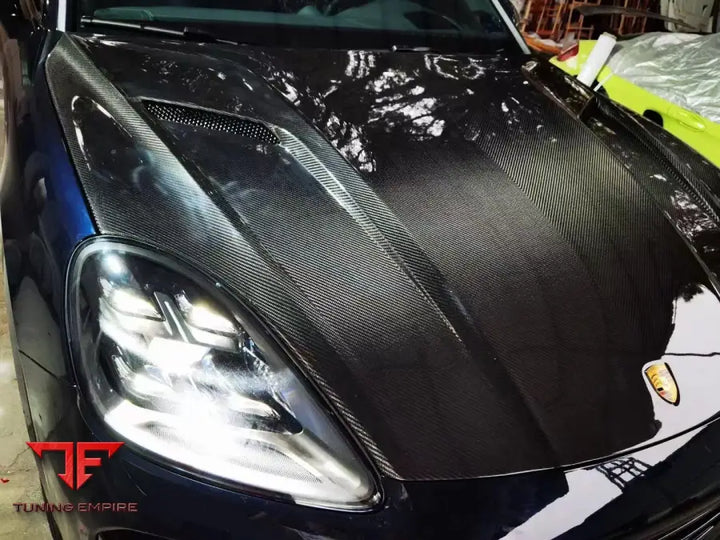 PORSCHE CAYENNE 9Y0 CARBON FIBER HOOD