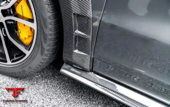 PORSCHE CAYENNE 9Y0 FACELIFT CARBON FIBER PARTS