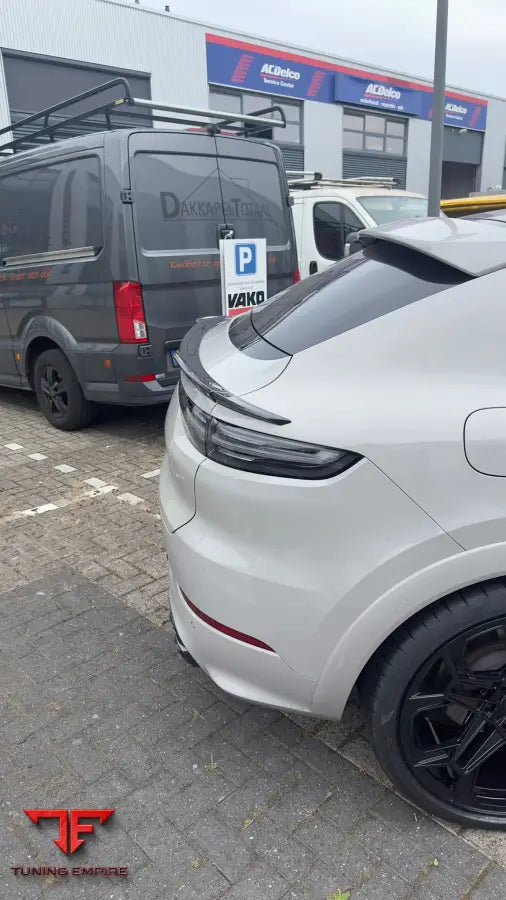 Porsche Cayenne(9YA)