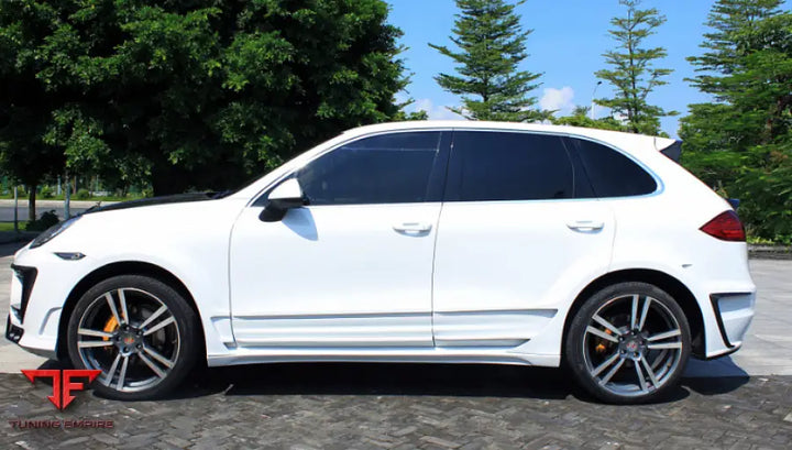 PORSCHE CAYENNE TURBO BODY KIT 2011-2014Y