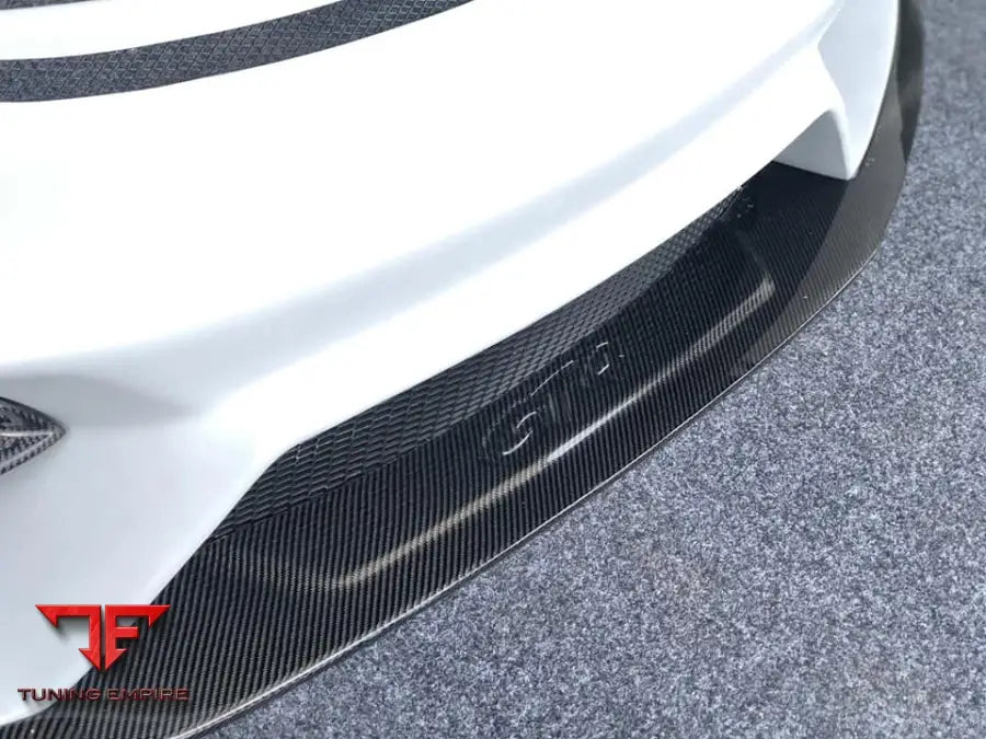 PORSCHE CAYMAN 718 982 TO GT4 CARBON CONVERSION BODY KIT