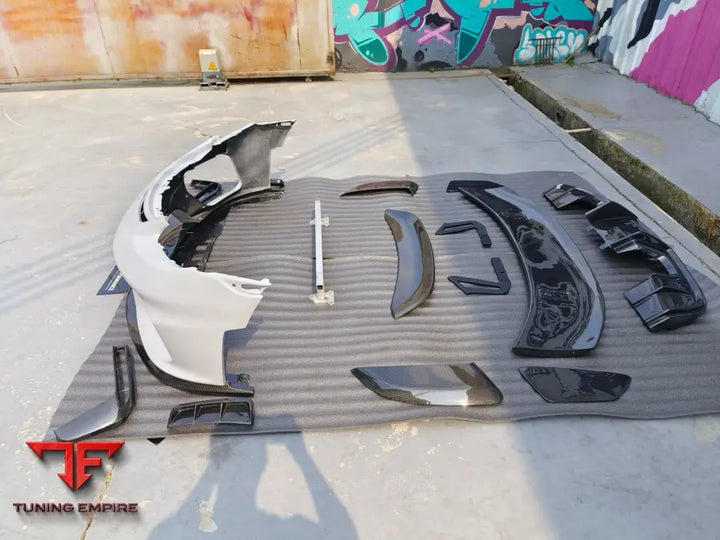 PORSCHE CAYMAN 718 982 TO GT4 CARBON CONVERSION BODY KIT