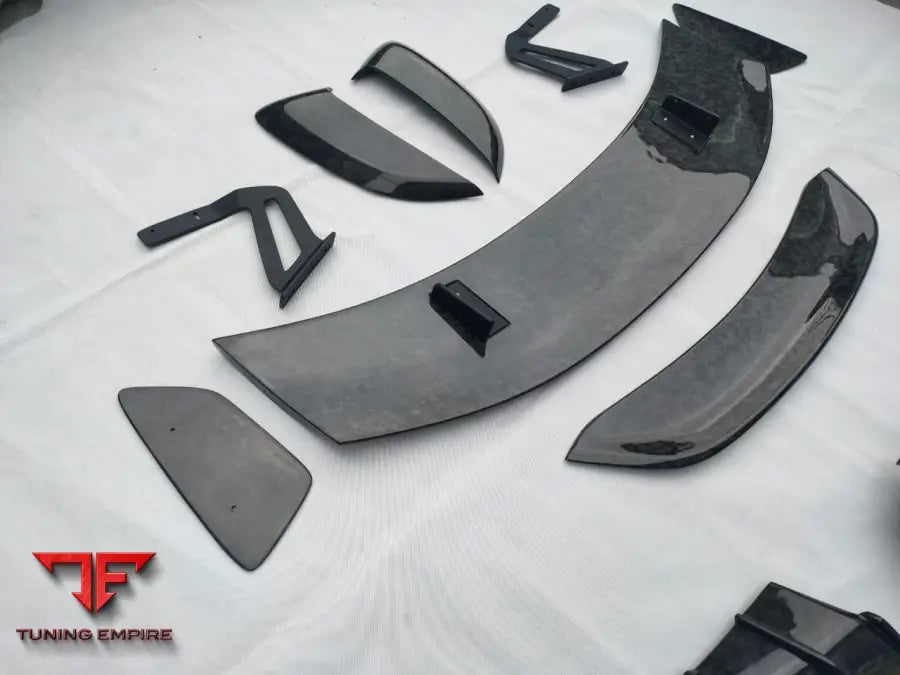 PORSCHE CAYMAN 718 982 TO GT4 CARBON CONVERSION BODY KIT