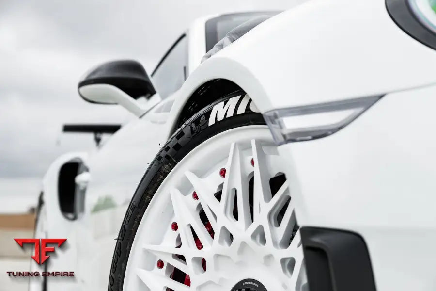 PORSCHE GT2RS FORGED WHEELS AND EXHAUST SYSTEM