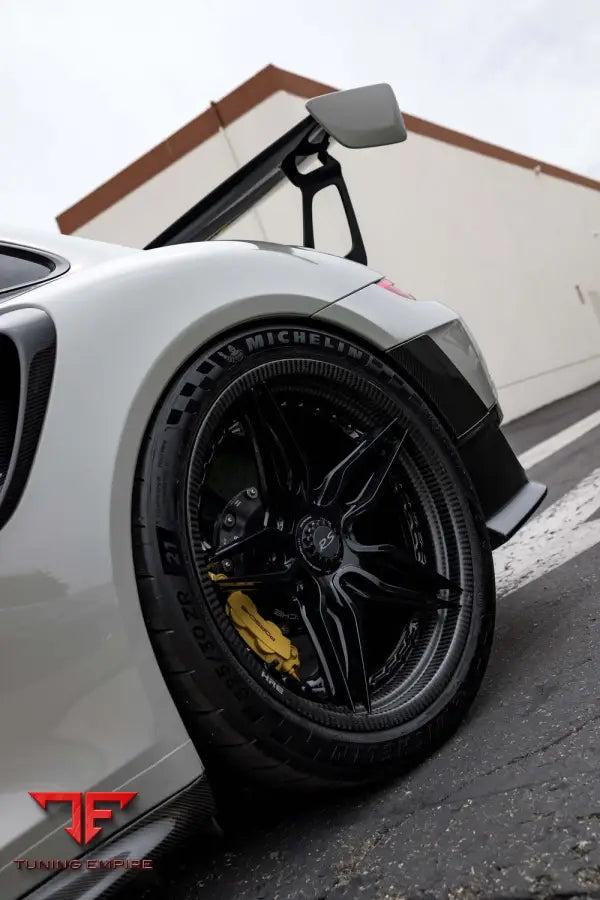 PORSCHE GT2RS FORGED WHEELS AND EXHAUST SYSTEM