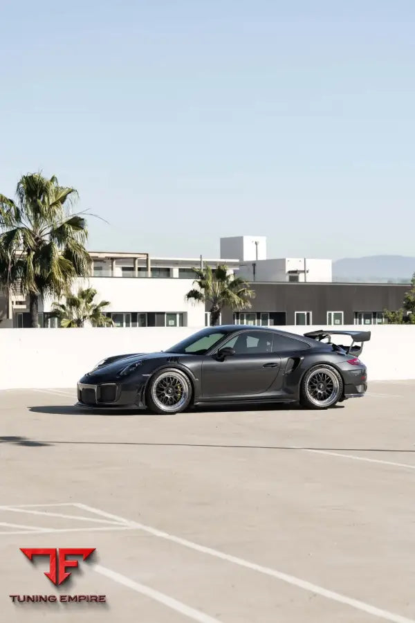 PORSCHE GT2RS FORGED WHEELS AND EXHAUST SYSTEM