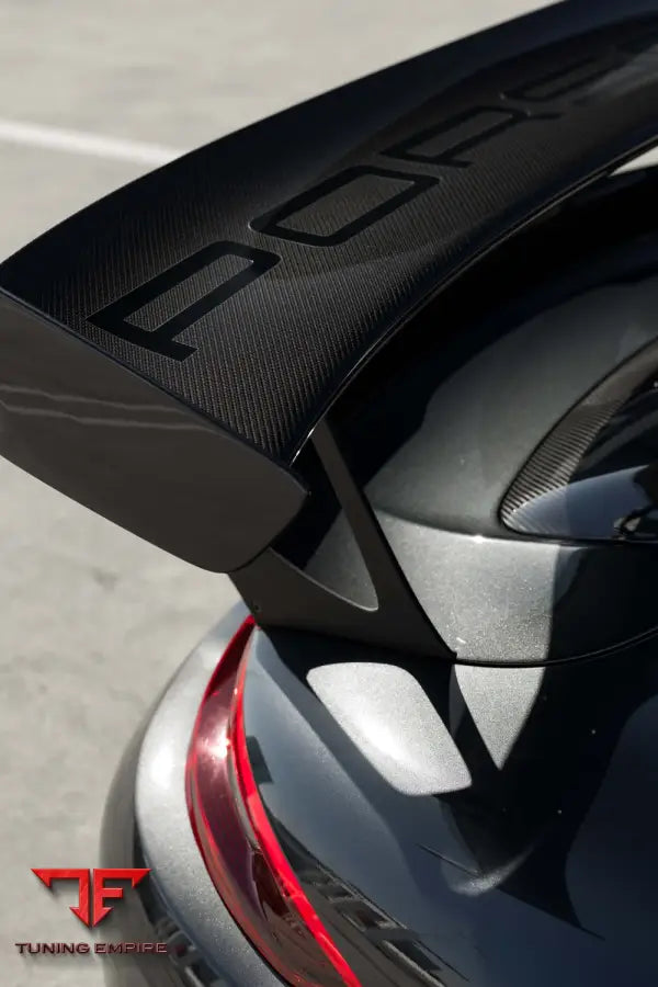 PORSCHE GT2RS FORGED WHEELS AND EXHAUST SYSTEM