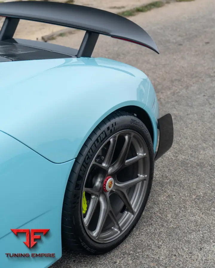 PORSCHE GT3 FORGED WHEELS AND EXHAUST SYSTEM