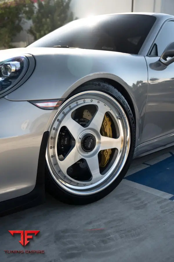 PORSCHE GT3 FORGED WHEELS AND EXHAUST SYSTEM