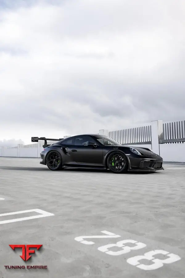 PORSCHE GT3RS FORGED WHEELS AND EXHAUST SYSTEM