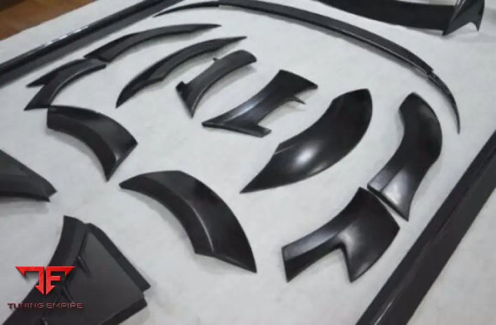 PORSCHE MACAN BODY KIT