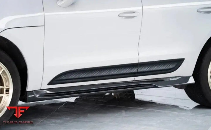 PORSCHE MACAN CARBON FIBER PARTS 2022Y