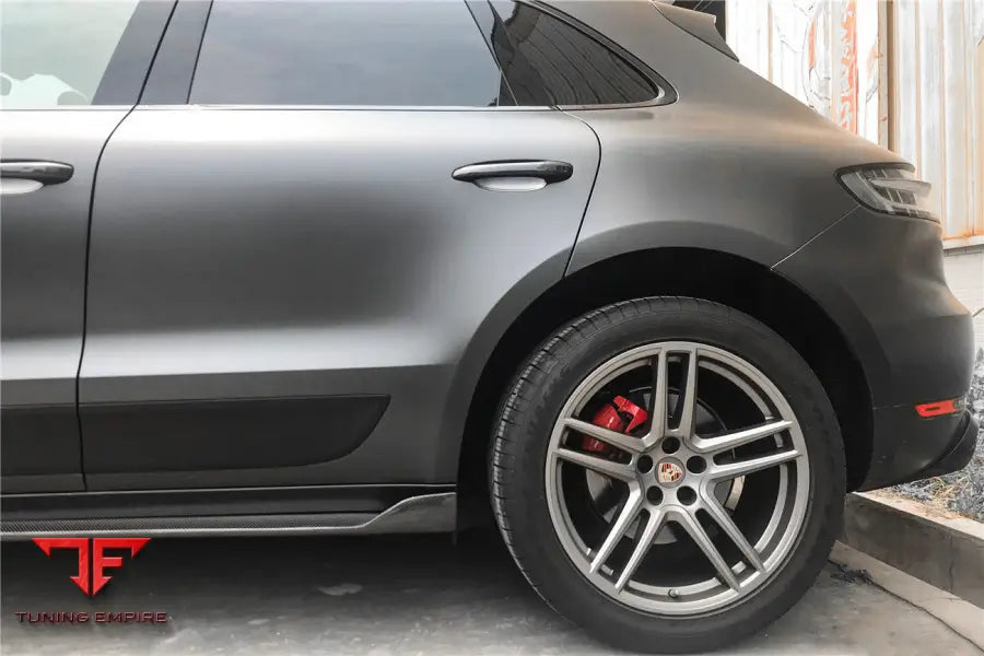 PORSCHE MACAN TA STYLE CARBON FIBER SIDE SKIRTS BSD