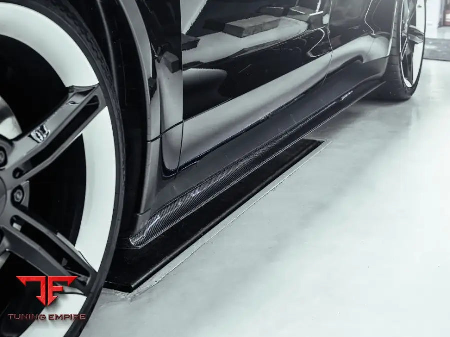 PORSCHE TAYCAN CARBON PARTS 2019Y
