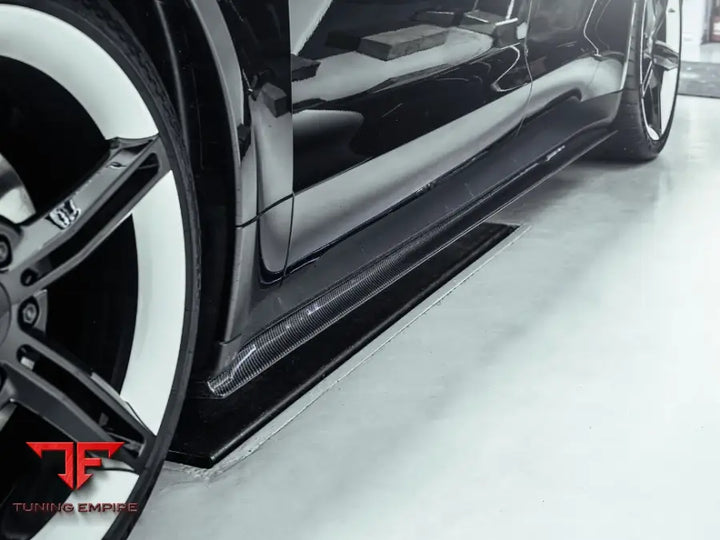 PORSCHE TAYCAN CARBON PARTS 2019Y