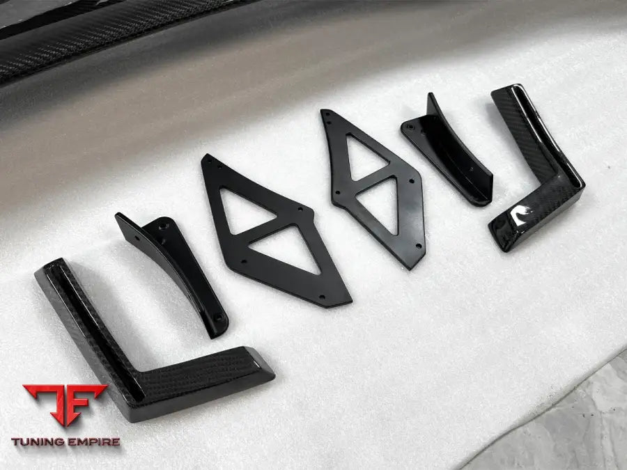 PORSCHE TAYCAN CARBON BODY KITS