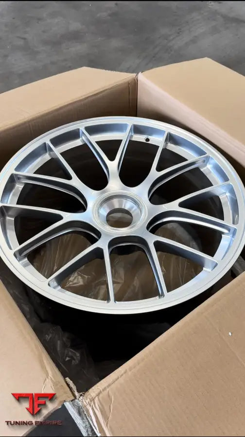 PORSCHE WHEEL GT-RS 3