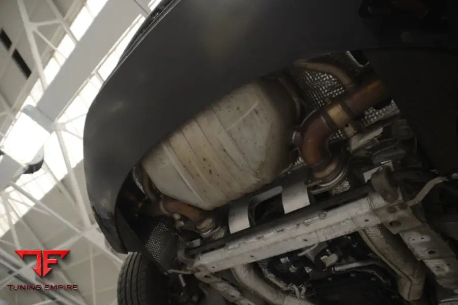 QUICKSILVER ASTON MARTIN DB11 V8 TITAN SPORT SYSTEM WITH SOUND ARCHITECT™ (2018 ON)