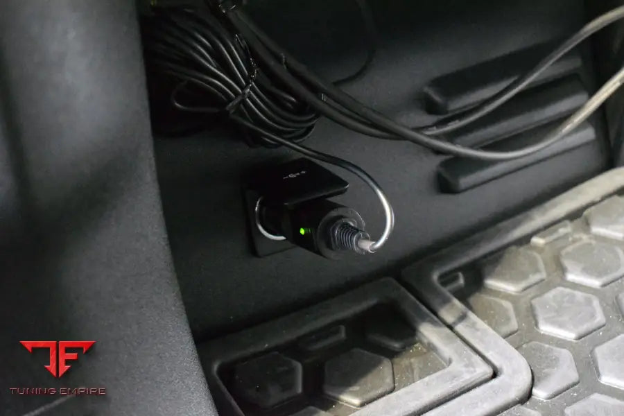 QUICKSILVER LAND ROVER DEFENDER P400 90 110 OR 130 - SPORT SYSTEM WITH SOUND ARCHITECT™ (2021 ON)