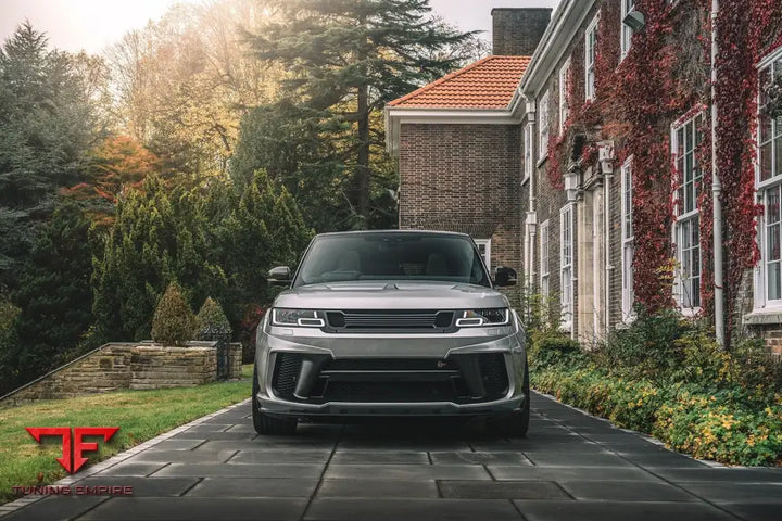 RANGE ROVER SPORT SVR BODY KIT 2018Y