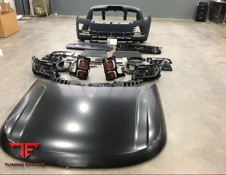 RANGE ROVER VOGUE BODY KIT 2013-2017