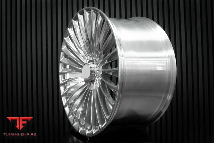 RAZOR SILVER FORGED WHEELS