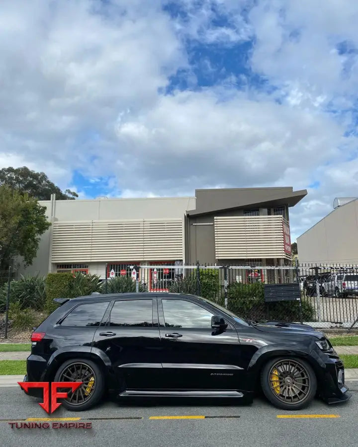 RENEGADE JEEP GRAND CHEROKEE WK2 BODY KIT