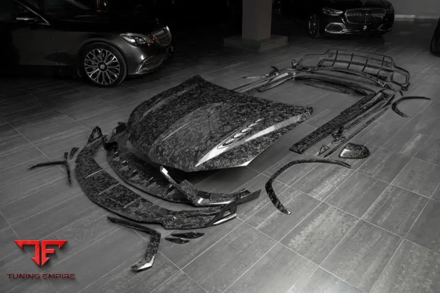 RENEGADE LAMBORGHINI URUS BODY KIT