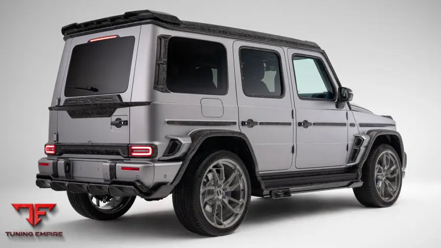 RENEGADE MERCEDES-BENZ G63 BODY KIT
