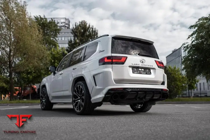 RENEGADE TOYOTA LAND CRUISER 300 BODY KIT