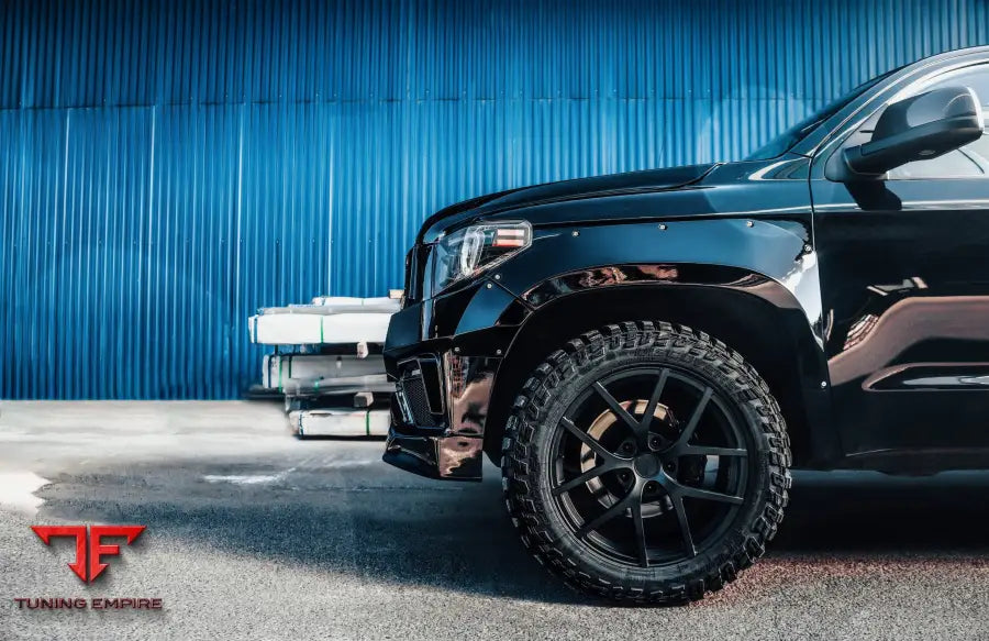 RENEGADE TOYOTA LAND TUNDRA BODY KIT