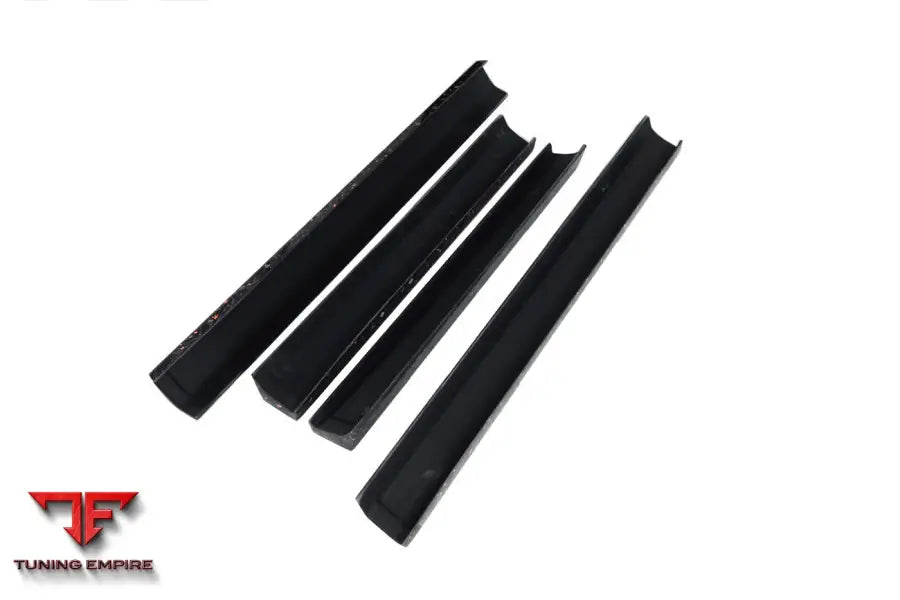 ROLLS-ROYCE CULLINAN BKSS STYLE CARBON FIBER DOOR PANEL COVER BSD