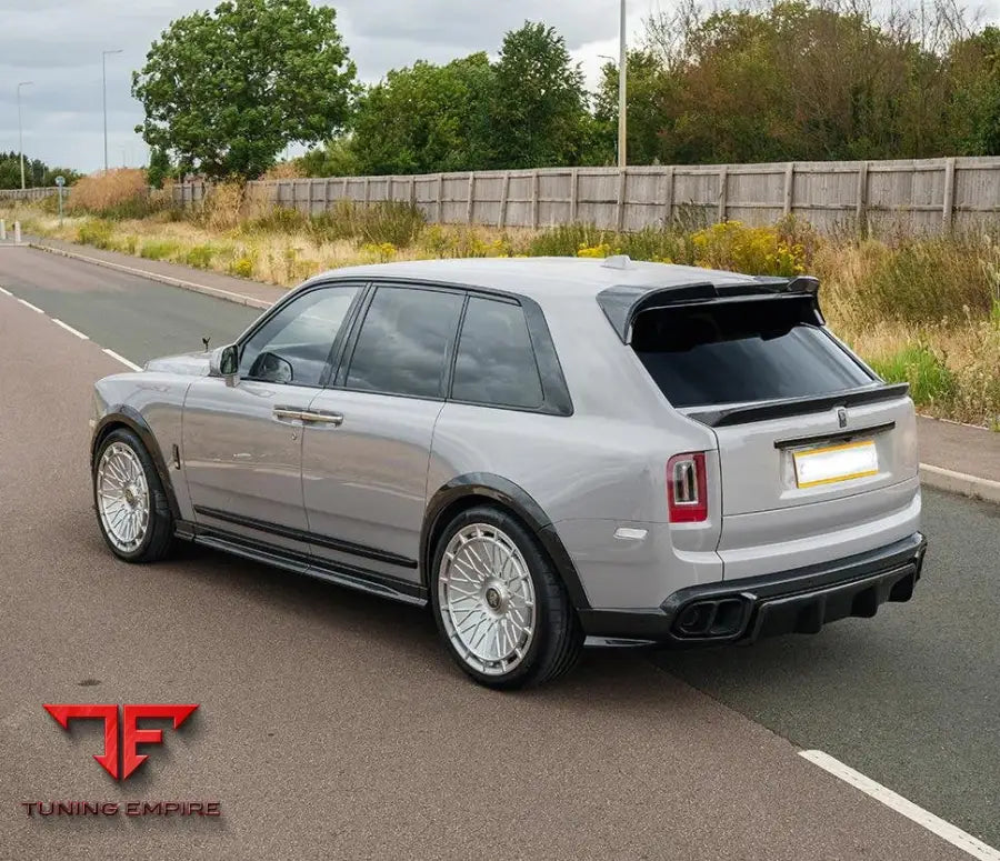ROLLS ROYCE CULLINAN CARBON FIBER PARTS