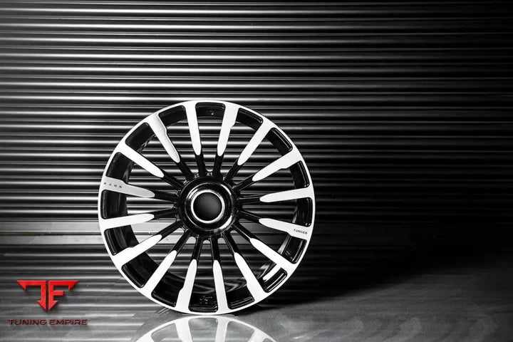 ROLLS-ROYCE CULLINAN KAHN FORGED ALLOY WHEELS