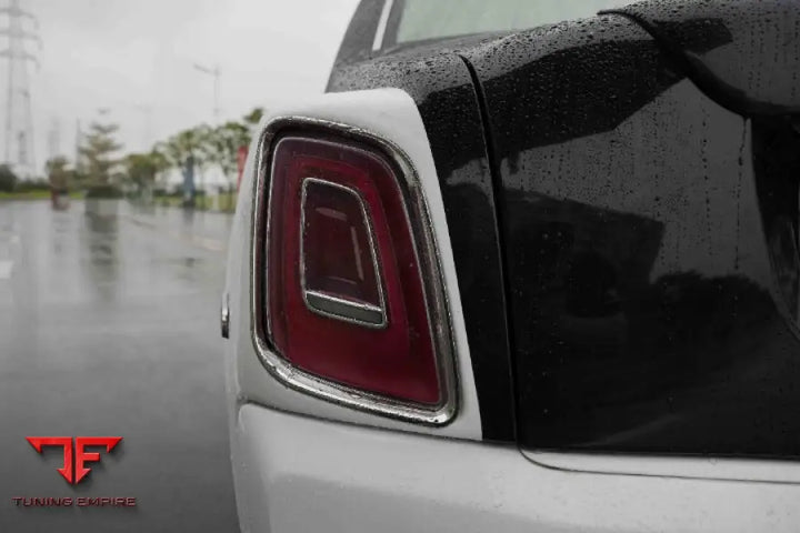 ROLLS ROYCE PHANTOM 2004-2012 CONVERSION CARBON BODY KIT