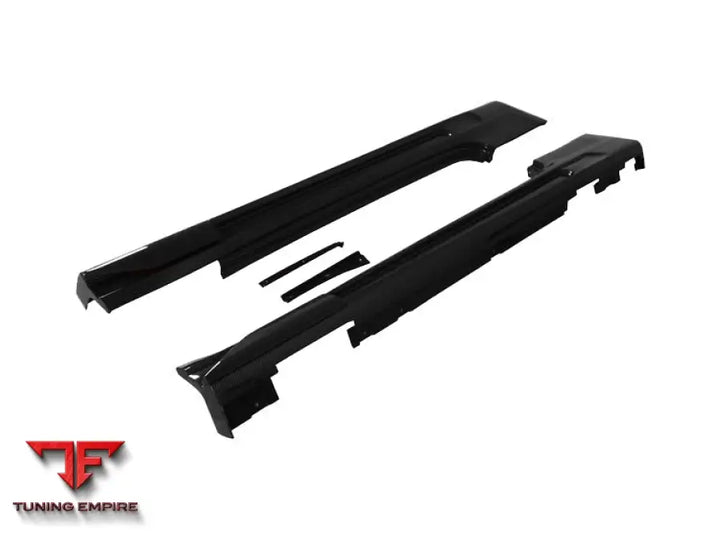 ROLLS-ROYCE WRAITH BKSS STYLE CARBON FIBER SIDE SKIRTS BSD