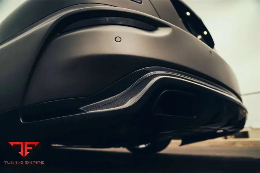 ROLLS-ROYCE WRAITH & DAWN BKSS STYLE PARTIAL CARBON FIBER REAR BUMPER BSD