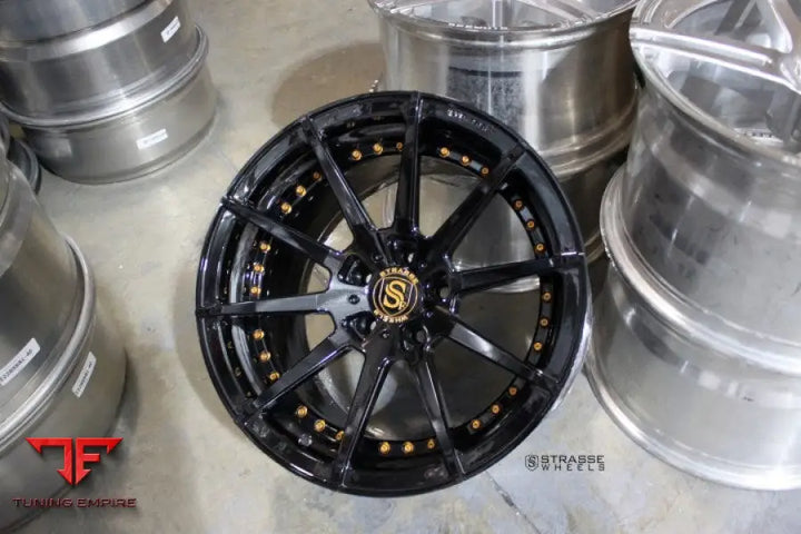 STRASSE R10 DEEP CONCAVE FORGED WHEELS
