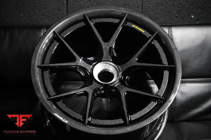 STRASSE SM5R CARBON