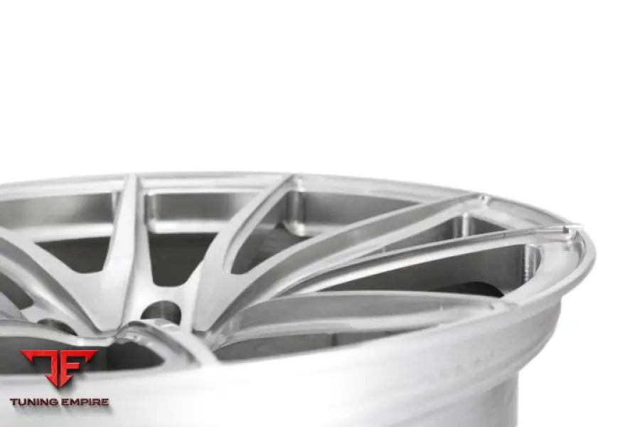 STRASSE SV1 DEEP CONCAVE FORGED WHEELS